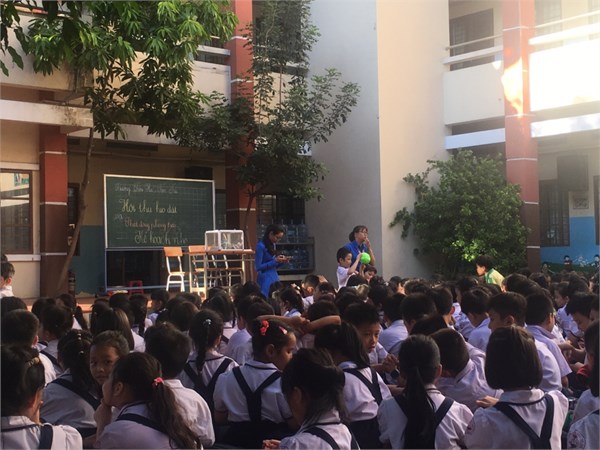 Hội thu heo đất - Phát động phong trào kế hoạch nhỏ